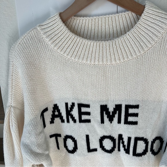 RARE Anthropologie Maeve Take Me To London Sweater - Picture 5 of 7